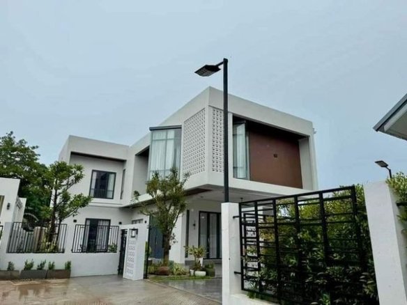 1 Your Gateway to Properties in Laos